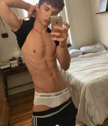 Random boys hard cocks boys gay porn selfies 62d912bebadbb.jpg
