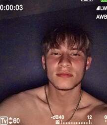 Random boys hard cocks boys gay porn selfies 62d912ca71100.jpg