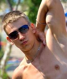 Random boys hard cocks boys gay porn selfies 62d912d5ea58d.jpg