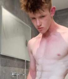 Random boys hard cocks boys gay porn selfies 62d912df73cdd.jpg