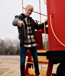 Carson Lueders 60c86ef5c0ab7.png