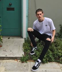 Sneaker Paradise Gay Tube 60cd836c443ca.jpg