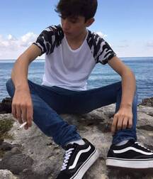 Sneaker Paradise Gay Tube 60cd83b3041de.jpg