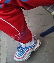 Sneaker Paradise Twink Tube Sporty 60dd0b388ea42.jpg