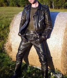 July Sports Twink Tube 2021 6106724a3236b.jpg