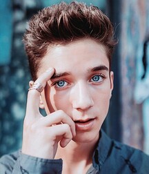 my favorite ones twink tube selfies 61eceb4e708e7.jpg