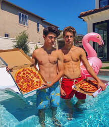 my favorite ones twink tube shirtless 61f29cbf1b6df.jpg