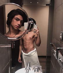 Hot Shirtless Tumblr Boys Gay Tube 60955fa72e9db.png