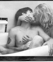 Two in the Bathtub (is more fun than one!) 609f60230224c.jpg