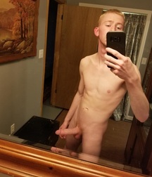 Topneedsbttm 01 5d4c6ee12bc4e.jpg