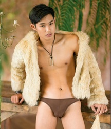 Mix 3 Chicos gays tube boys 60be9840723c2.jpg