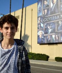 David Mazouz Gay Tube 60a93b2d85794.jpg
