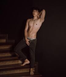 BOYS TUBES GAY 60be847d46ac2.jpg