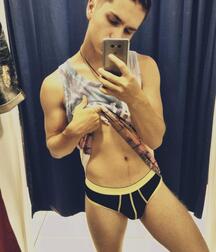 BOYS TUBES GAY 60be8491ef04a.jpg