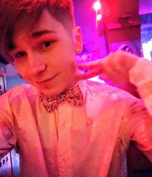 BOYS TUBES GAY 60be84d6687f4.jpg