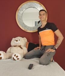 gay boys tubes twink cute 60c5c9b601a8d.jpg