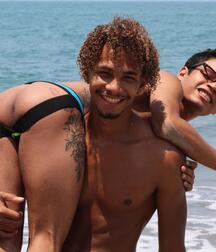 boys shirtless tubes gays solo 60e1c1df8239a.jpg
