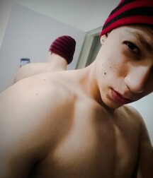 boys & twinks solo gay boys 60f34ae43a67c.jpg