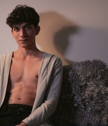 porn tubes boys hot gay 6102a8bc752c9.jpg