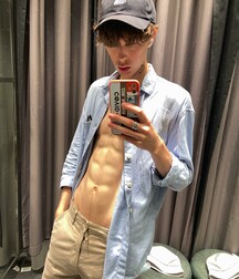 solo big cocks tube gay twink 613b72430fa4a.jpg