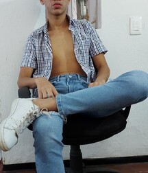 solo big cocks tube gay twink 613b7272d9f1a.jpg