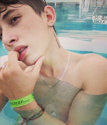 SO MANY BOYS GAY TUBES 6150869ee34bb.jpg