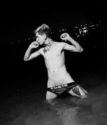 like solo gay porn tubes 619291aab85e2.jpg