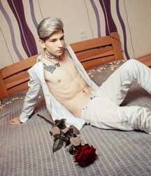 like solo gay porn tubes 619291c317ca9.jpg