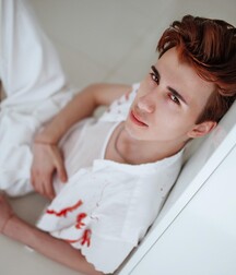 handsome solo gay guy tube cute 6248af852c2f0.jpg
