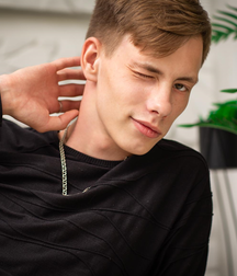 no limits with these handsome gay boys porn selfies