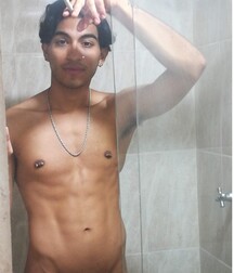 these bugs are too cute tubes gays sexy 626c68e923be1.jpg