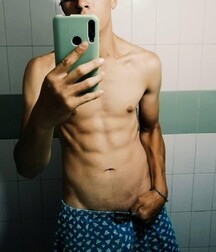 handsome guys to chew  twinks gay tubes porn 6273c7da0c183.jpg