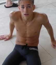 see the bulge 56bb5e599dc71.jpg