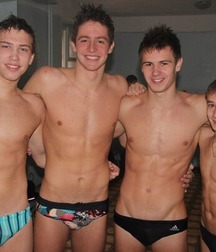 swimming buddies 56bfa6abef716.jpg
