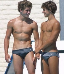 swimming buddies 56bfa6ad3deeb.jpg
