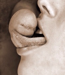 a little tongue 56cc5d78ab7de.jpg