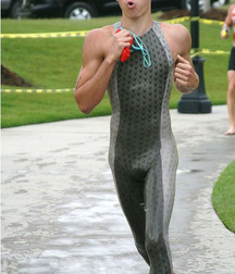 bulging triathletes 56d7b551ef2e7.jpg