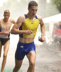bulging triathletes 56d7b5532291b.jpg