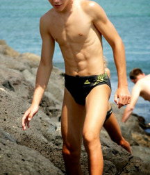 bods at the beach 56f72a45130eb.jpg