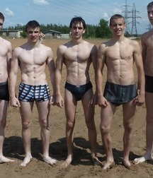 who wears short shorts 56ffdf4d6e8ee.jpg