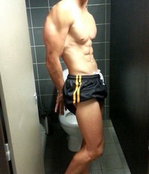 rock hard abs 5703b10e9cf63.jpg