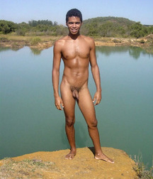 lovin' latinos 57079793ed91a.jpg