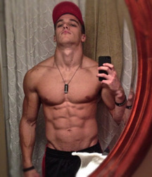 twinks in the mirror 570cf9cd57022.jpg