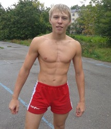 twinks in shorts 5718c6b5ba946.jpg