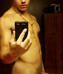 latino nudes 571a2f398c949.jpg
