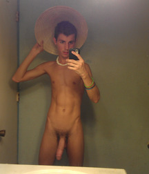 bathroom boys 573747494fe1d.jpg