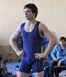 bulging in blue 5741b737965a2.jpg
