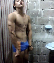 more bulging athletes  5746f172f103f.jpg