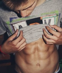 six-pack showoffs 57470965bf78c.jpg