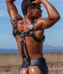 black fetish 5749c2d5a1579.jpg